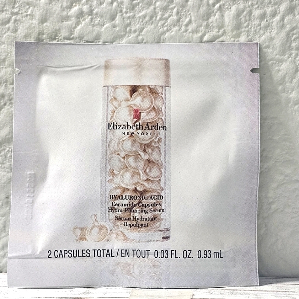 ⚪ $3 ADD ON ⚪ ELIZABETH ARDEN HYALURONIC ACID CAPSULES HYDRA-PLUMPING SERUM